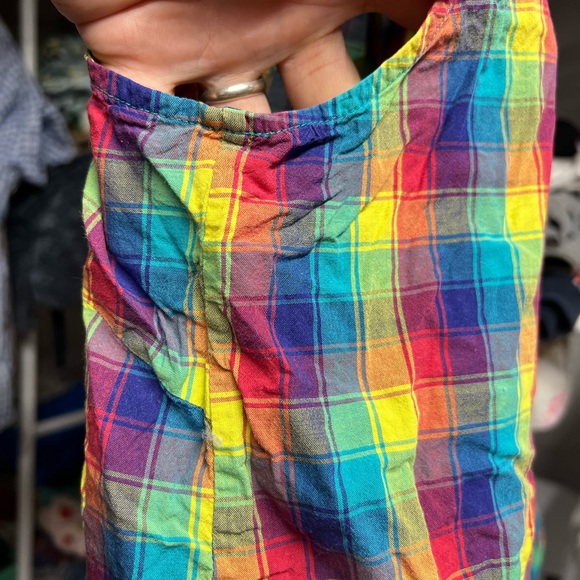 Uniqlo Women’s Large sleeveless shirt - Picture 6 of 7